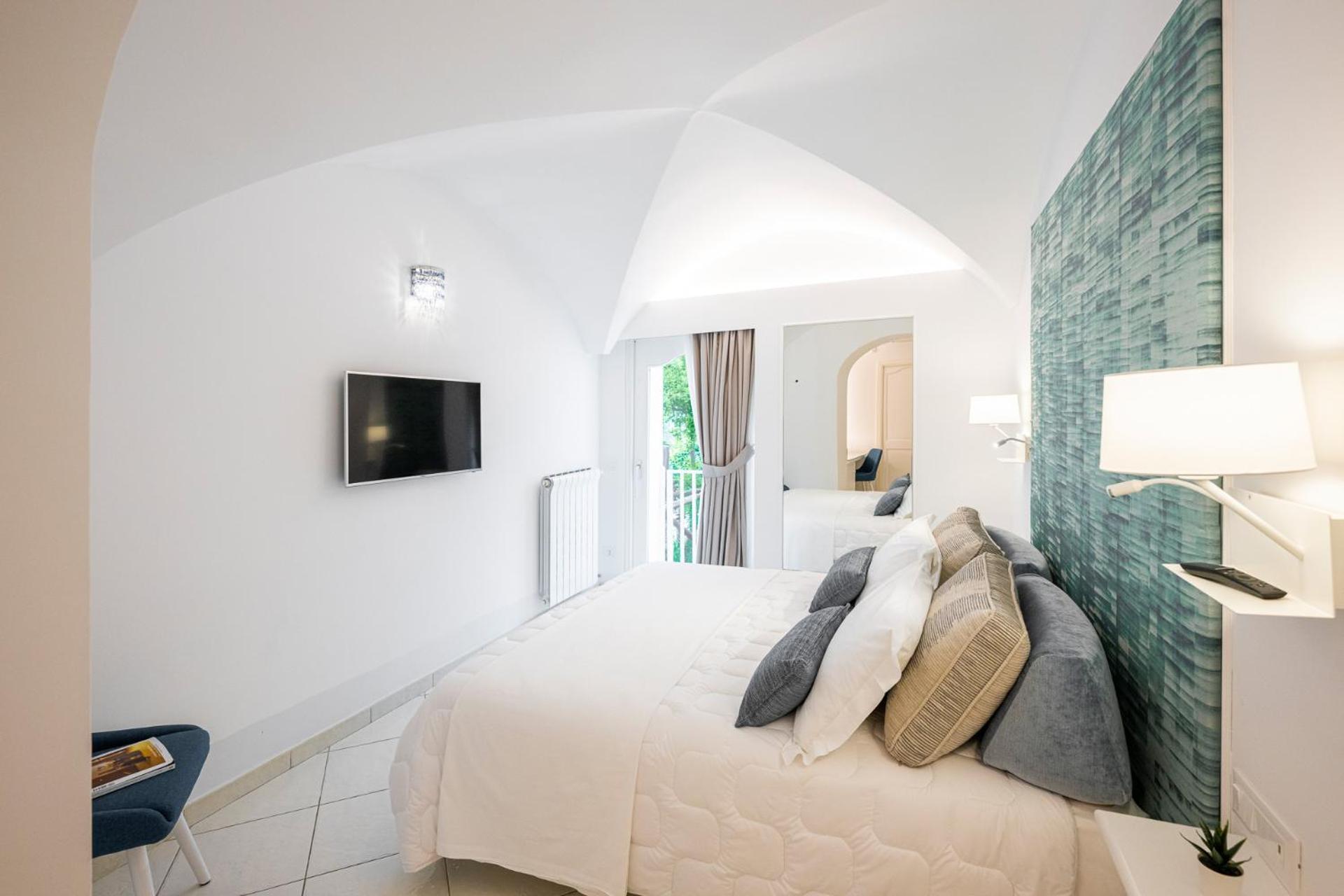 La Divina Amalfi Coast Bed & Breakfast Praiano Exterior photo
